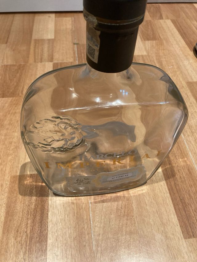 Botella vacía Barcelo