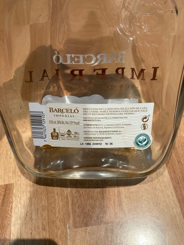 Botella vacía Barcelo