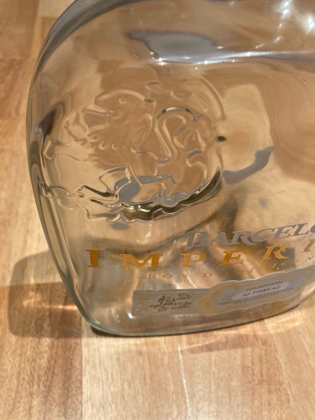 Botella vacía Barcelo