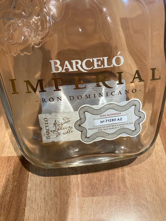 Botella vacía Barcelo
