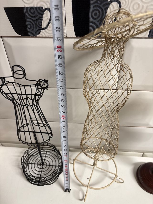 Colgador de joyas maniquí