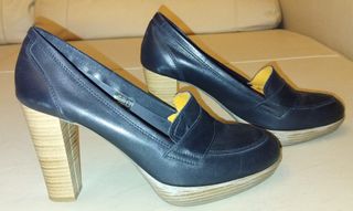 Mocasines tacon de piel nuevos
