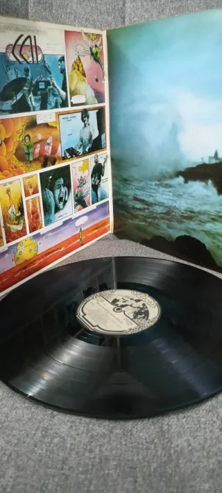 CAI Más allá de nuestras mentes diminutas Vinilo