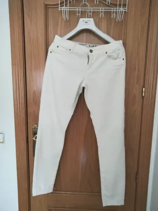 Pantalones blancos mujer