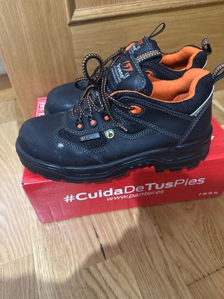 Zapatos seguridad Trueno Talla 38 nuevos