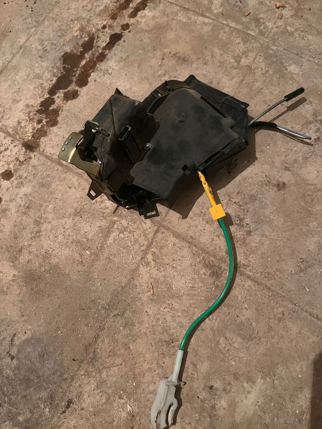 Cerradura Puerta Delantera Derecha BMW E39