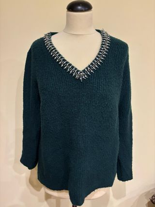 Jersey de punto con pedrería