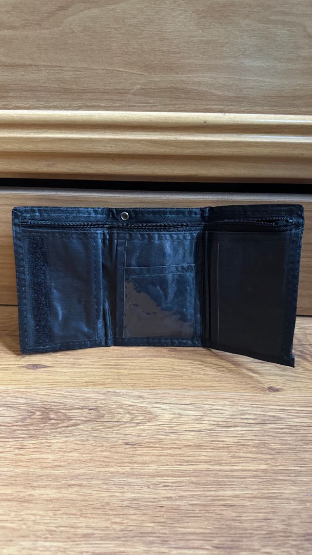 Cartera Chicago Bulls Negra y Roja