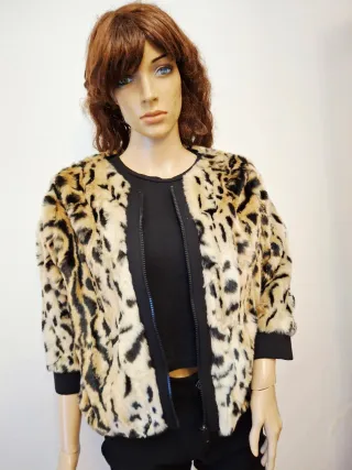 Chaqueta bomber estampado leopardo