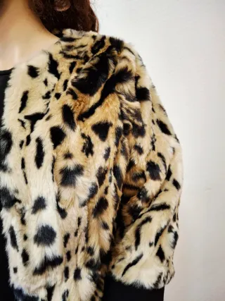 Chaqueta bomber estampado leopardo