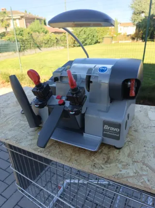 Silca Bravo Professional Duplicatrice Chiavi