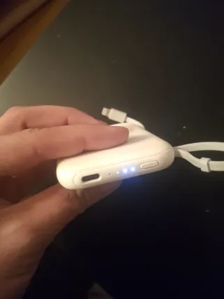 iPhone X 64GB + Batteria esterna + custodie e portacarte