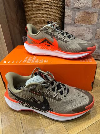 Nike Pegasus Trail 5 (GS) T38.5 Nuevas