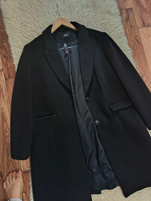 Abrigo C&A Negro Talla xl
