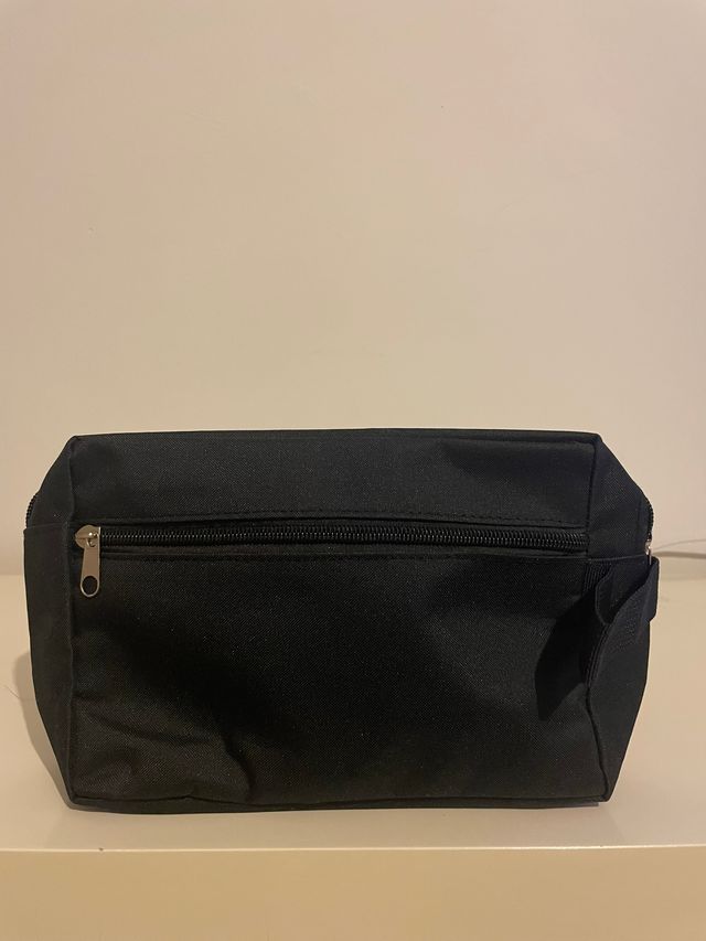 Neceser de tela negro