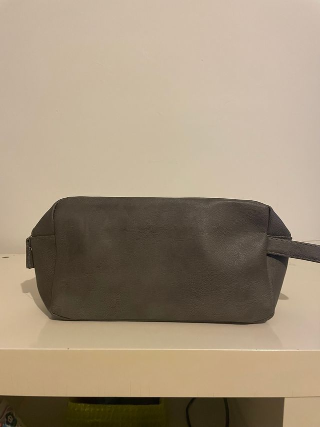 Neceser Polipiel Gris
