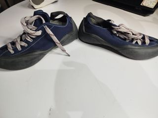 Pies de gato Escalada Quechua Azul