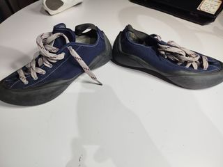 Pies de gato Escalada Quechua Azul