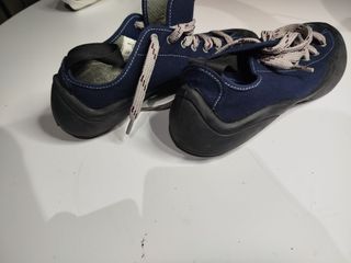 Pies de gato Escalada Quechua Azul