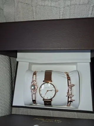 Reloj Skyline Mujer Dorado y Blanco