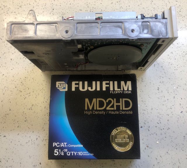 Disquetera 5 1/4 Floppy 5.25 Drive 1.2 megas.