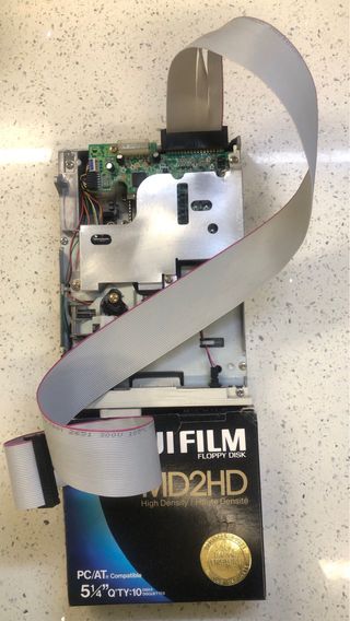 Disquetera 5 1/4 Floppy 5.25 Drive 1.2 megas. 