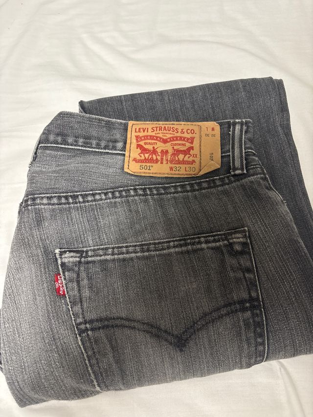 Pantalón Levi's 501 Gris Talla W32 L30