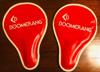2 RAQUETAS DE PING PONG MARCA BOOMERANG CON FUNDAS