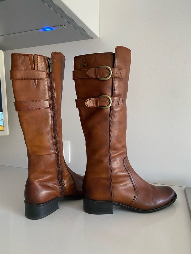 Botas de piel marrones talla 37