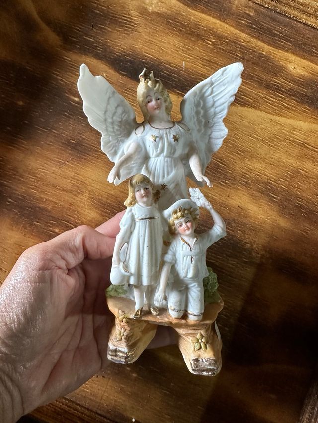 Figura Ángel con Niños Navidad