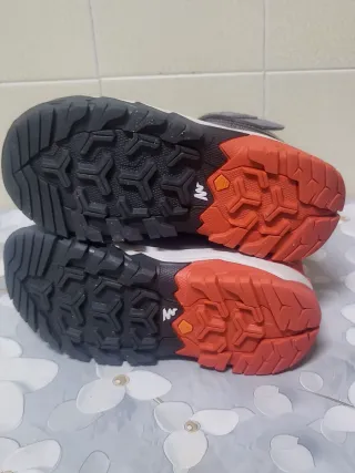 Botas de montaña niño