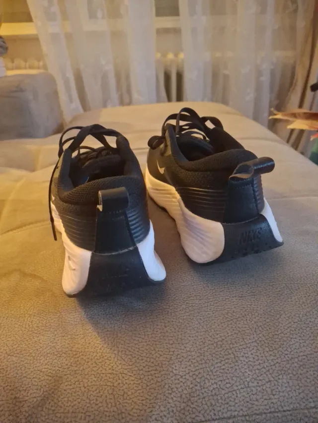 Zapatillas Nike Mujer Negras Blancas