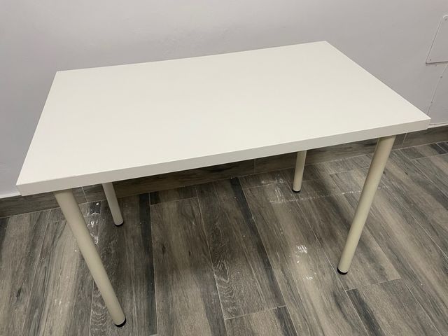 Mesa Ikea Blanca Madera y Metal