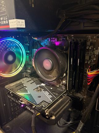 PC Gaming Fantech Negro con Cristal (negociable)