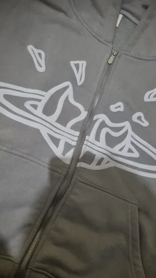 Felpa Broken Planet Grigia con Grafica