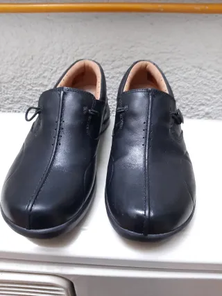 Zapatos de piel negros para mujer