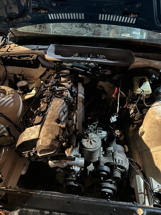 BMW Serie 3 e36 325i coupe