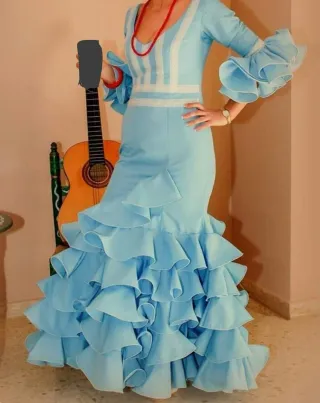 Traje de Flamenca Azul Volantes