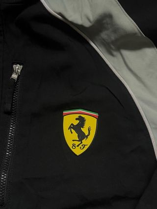 Chaqueta Ferrari Vintage Negra y Azul