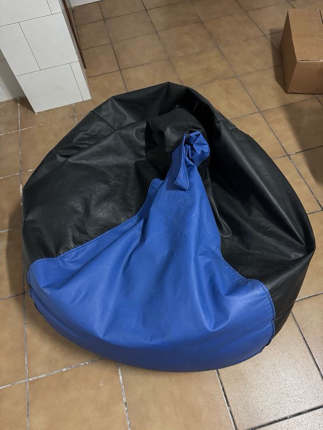 Puf Gamer HAPPERS Negro y Azul