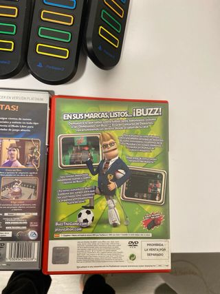 Juegos PS2 Buzz! y 4 mandos Buzz