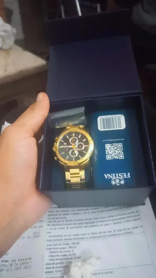 Reloj Festina Dorado y Negro
