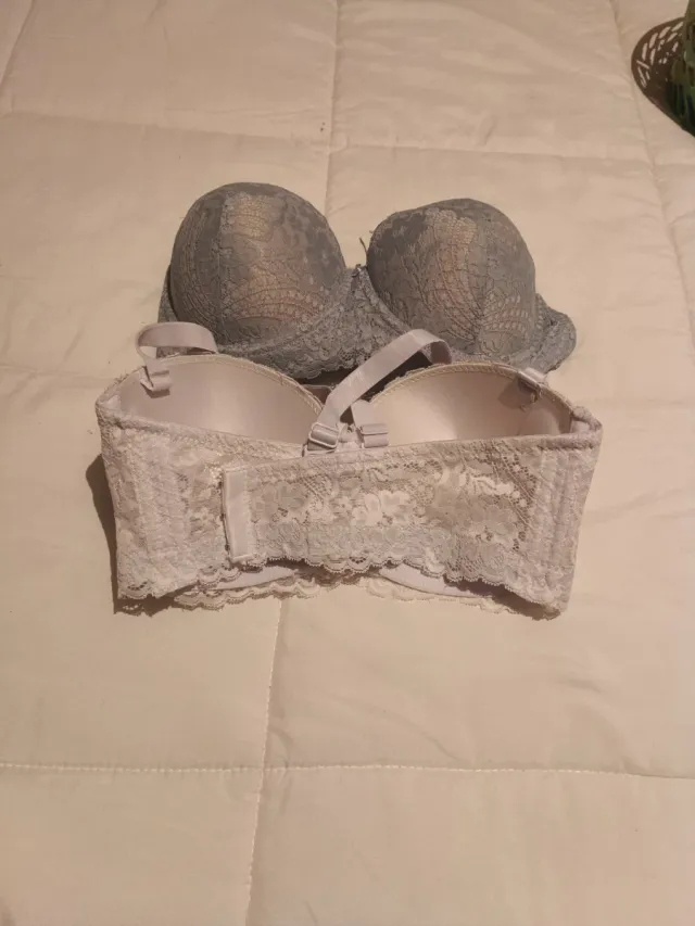 Lote 2 sujetadores encaje gris y blanco