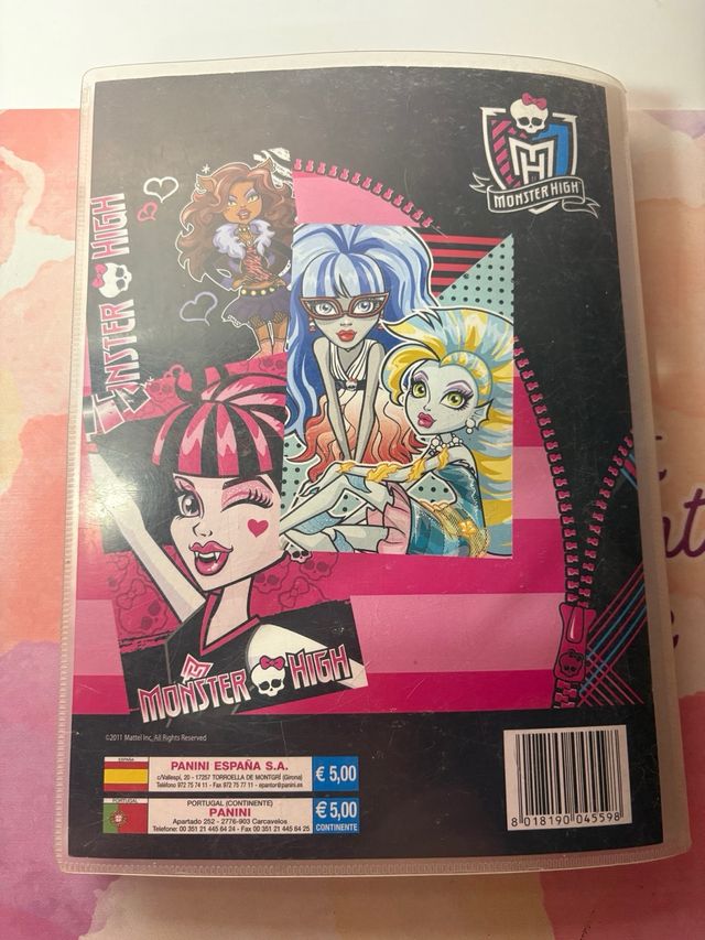 Álbum Monster High Panini ENTERO
