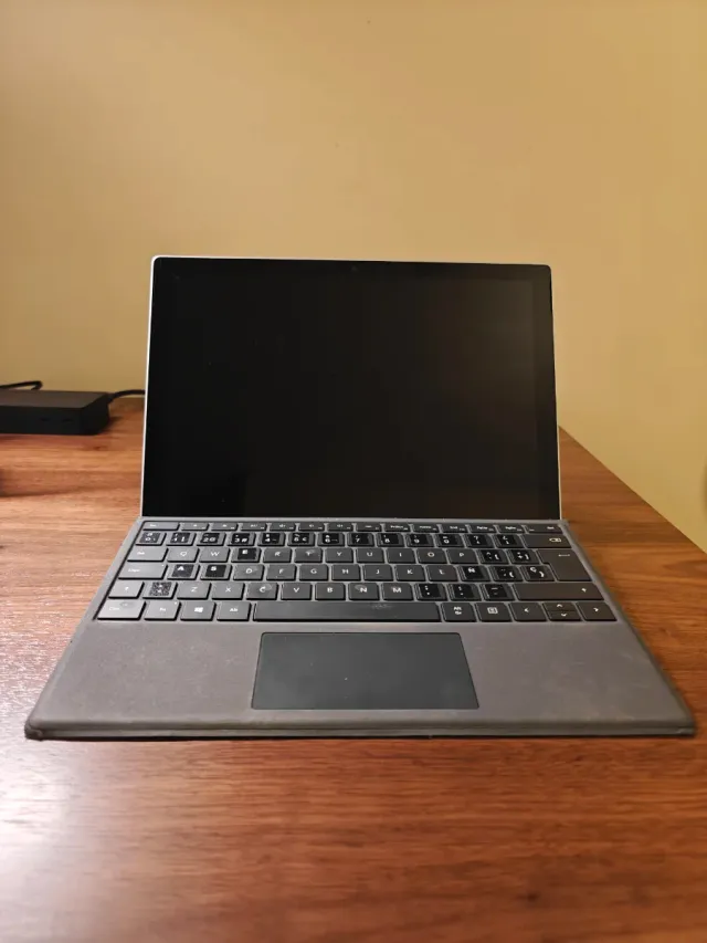 Microsoft Surface Pro 7