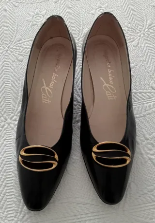 Zapatos de piel negros para señora