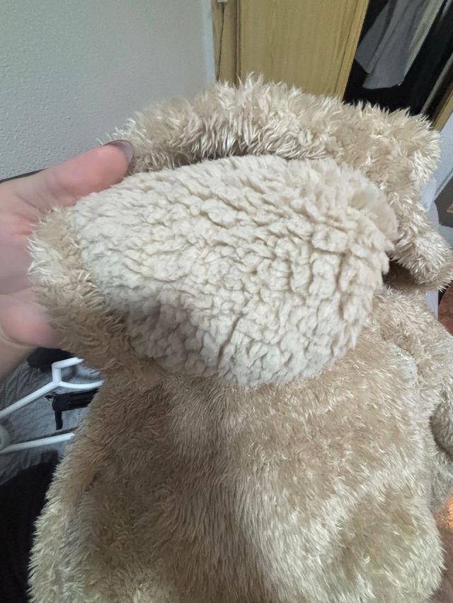 Chaqueta crop pelo beige/marrón