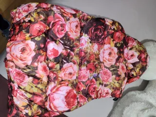 Chaleco Nuevo plumífero estampado floral