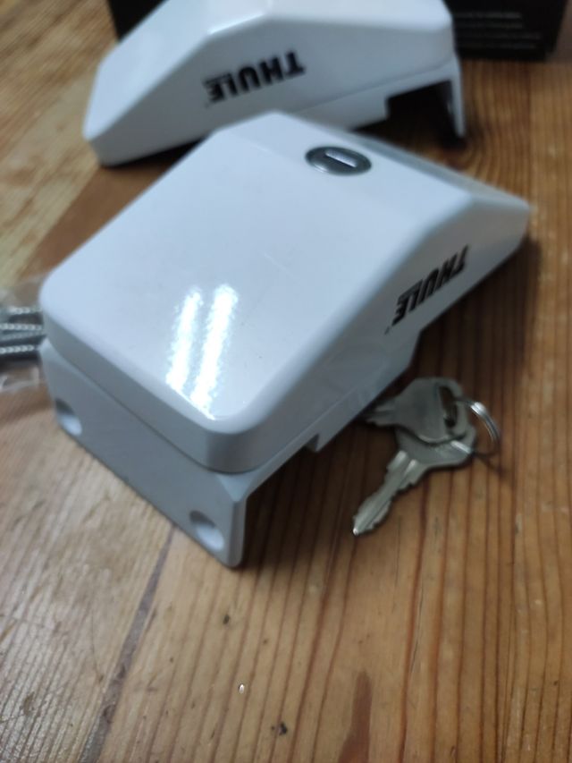 2 Cerraduras Seguridad Thule Door Frame