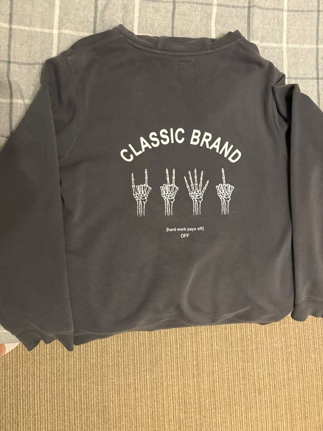 Sudadera CLASSIC BRAND gris